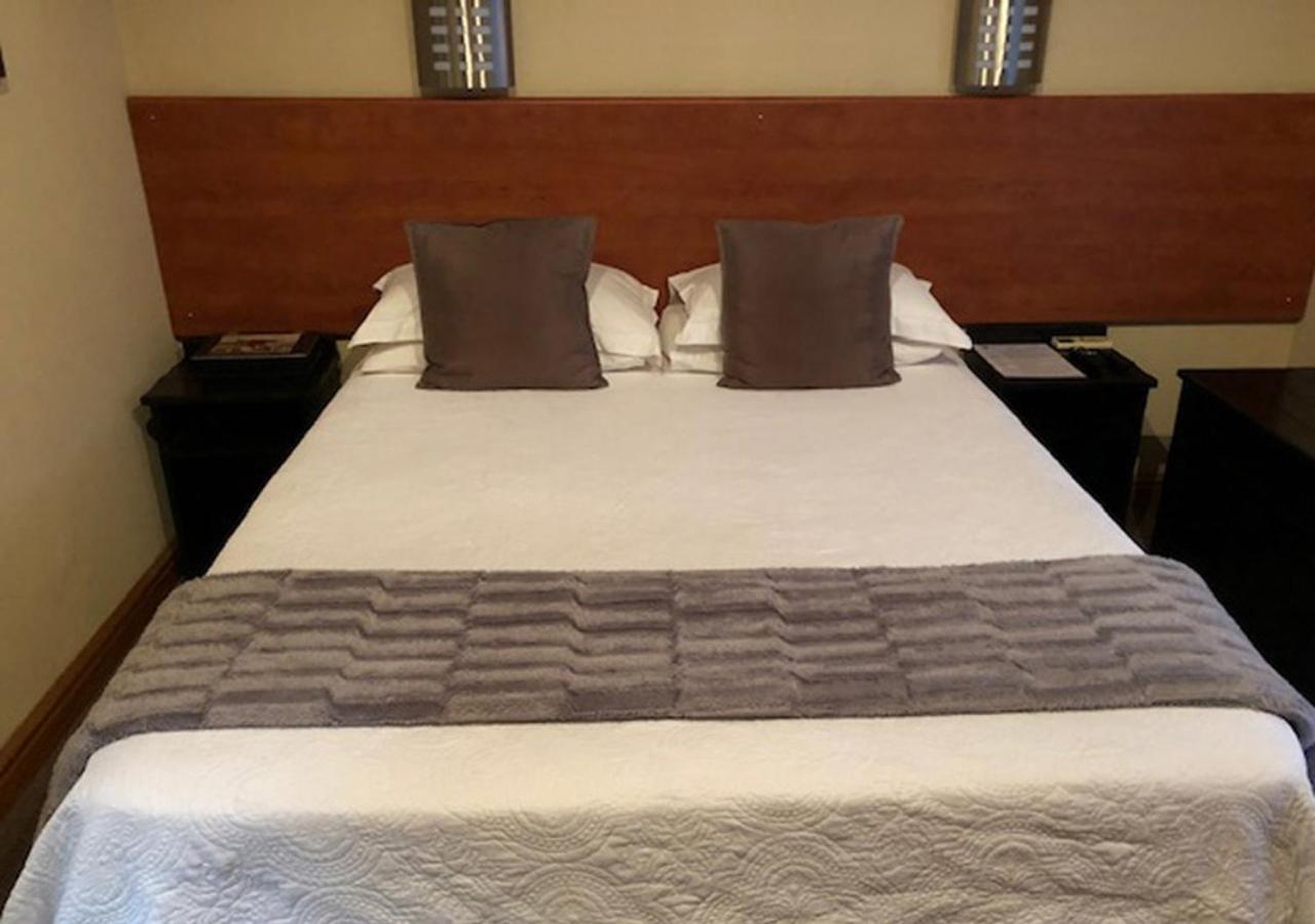 A La Martha'S Air-Port Guest House Πορτ Ελίζαμπεθ Εξωτερικό φωτογραφία