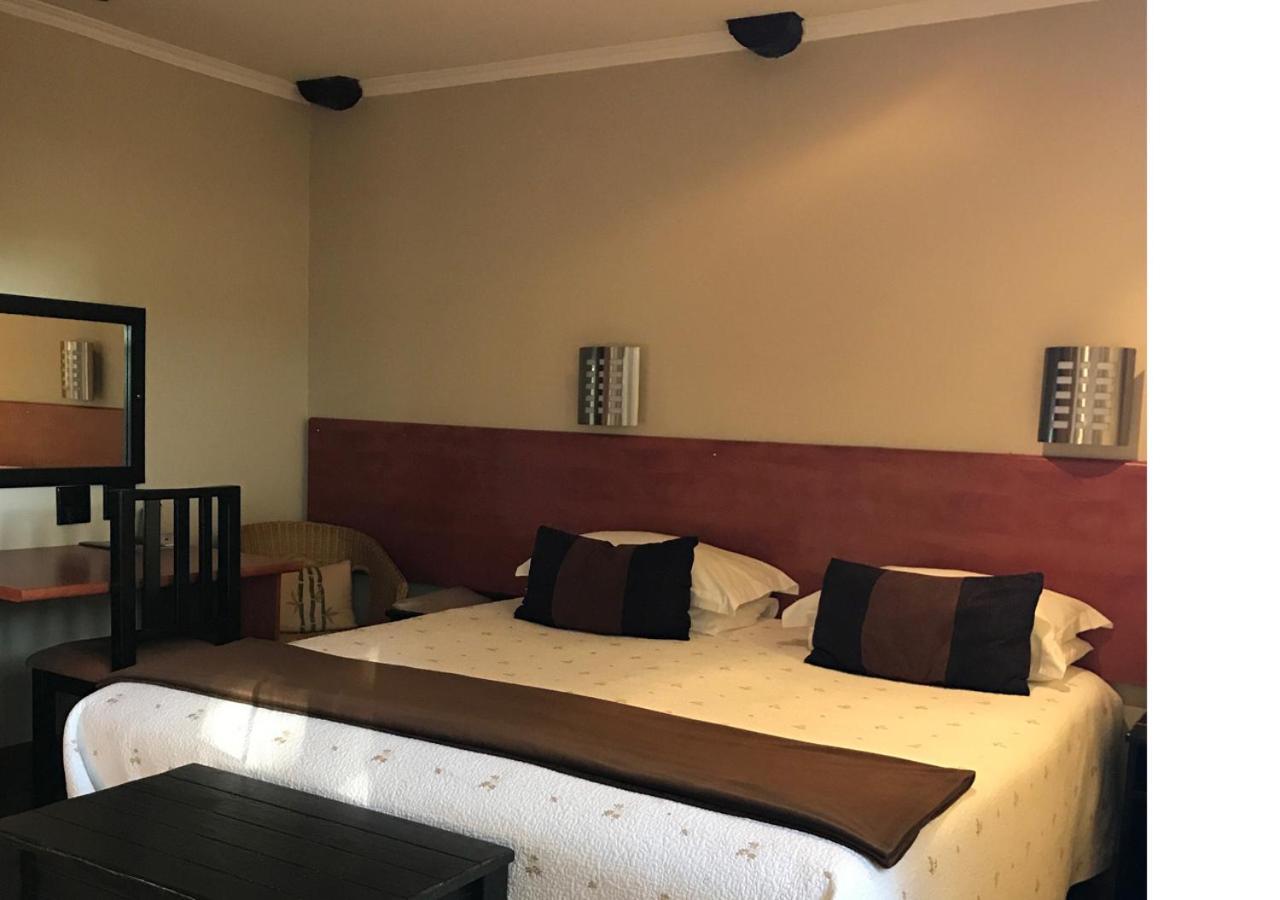 A La Martha'S Air-Port Guest House Πορτ Ελίζαμπεθ Εξωτερικό φωτογραφία