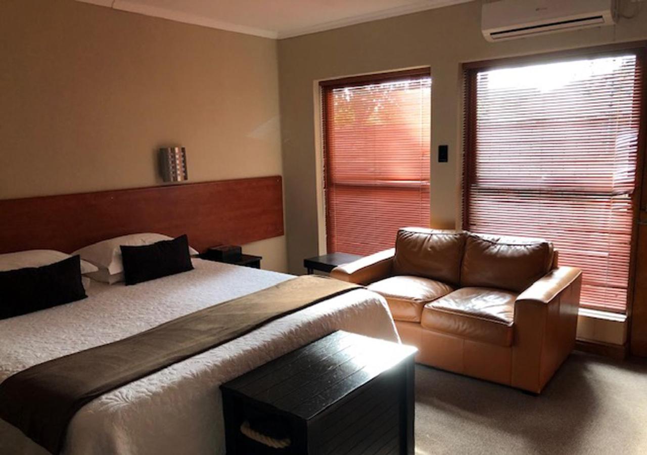 A La Martha'S Air-Port Guest House Πορτ Ελίζαμπεθ Εξωτερικό φωτογραφία