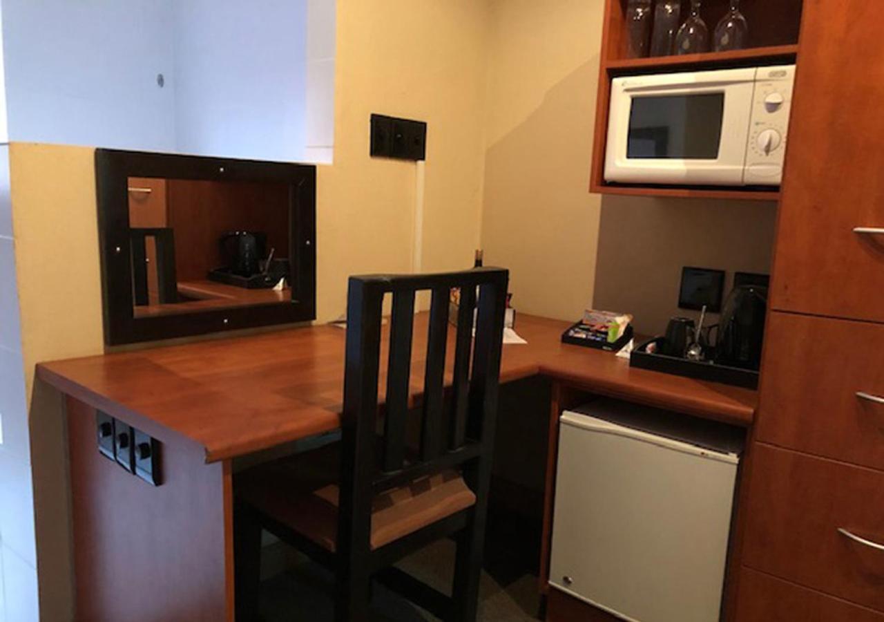 A La Martha'S Air-Port Guest House Πορτ Ελίζαμπεθ Εξωτερικό φωτογραφία
